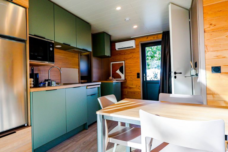 chalet neuf et moderne à vendre à Rivières
